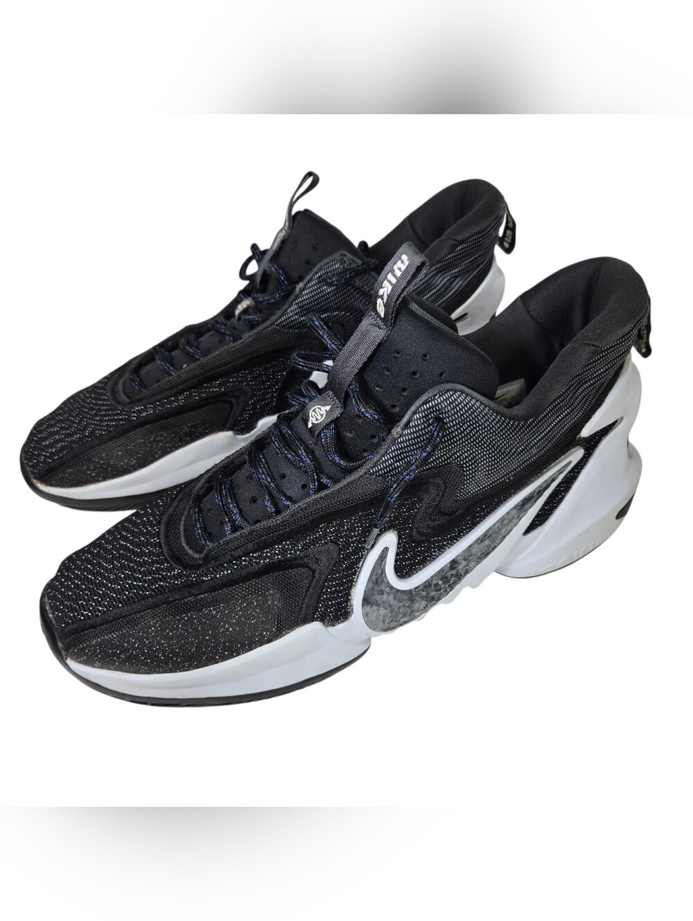 Nike Men's Black and White Athletic Running Shoes. Size 17